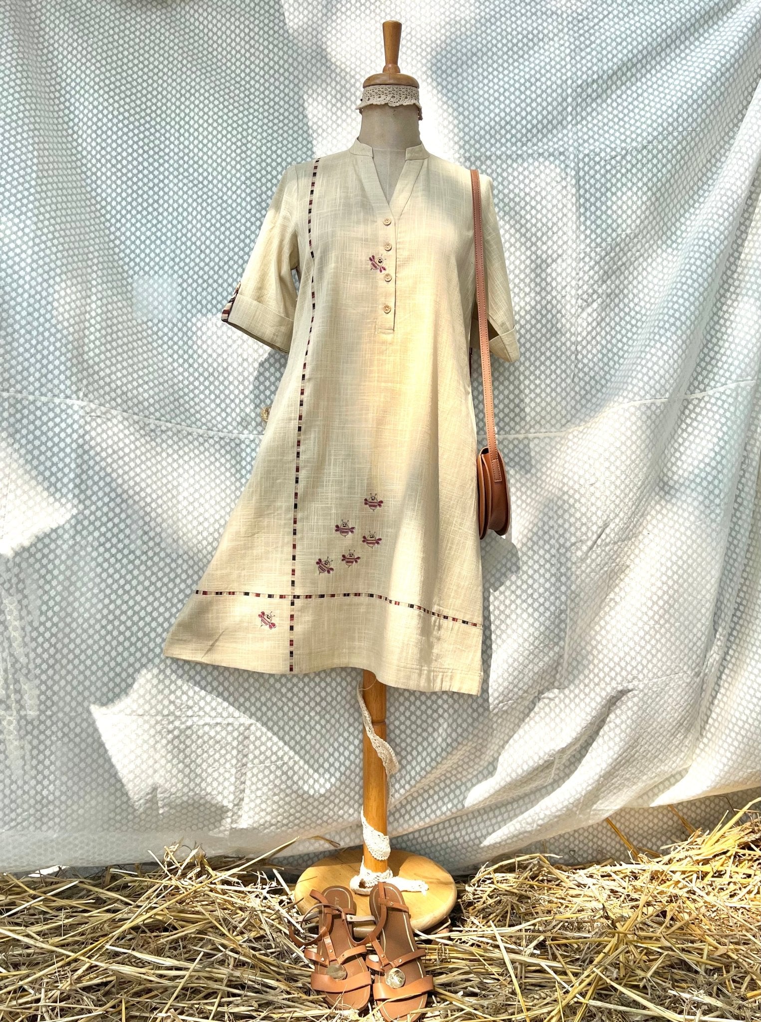 Beige cotton slub shift dress - Sohni