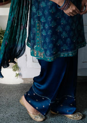 Lotus Pond · Kurta Set