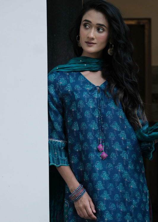 Lotus Pond · Kurta Set