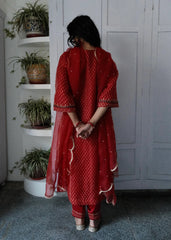 Scarlet Garden · Kurta Set