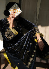 Ibtidā Navy–Green Velvet Kurta with Tile Motifs and Lime Organza Dupatta