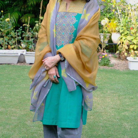 Emerald hand embroidered mangalgiri kurta with rounded hem, grey mangalgiri salwar and shibori kota doria dupatta