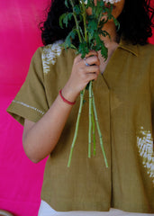 Saath Saath | Olive Green Kala Cotton Leaf Shibori Top