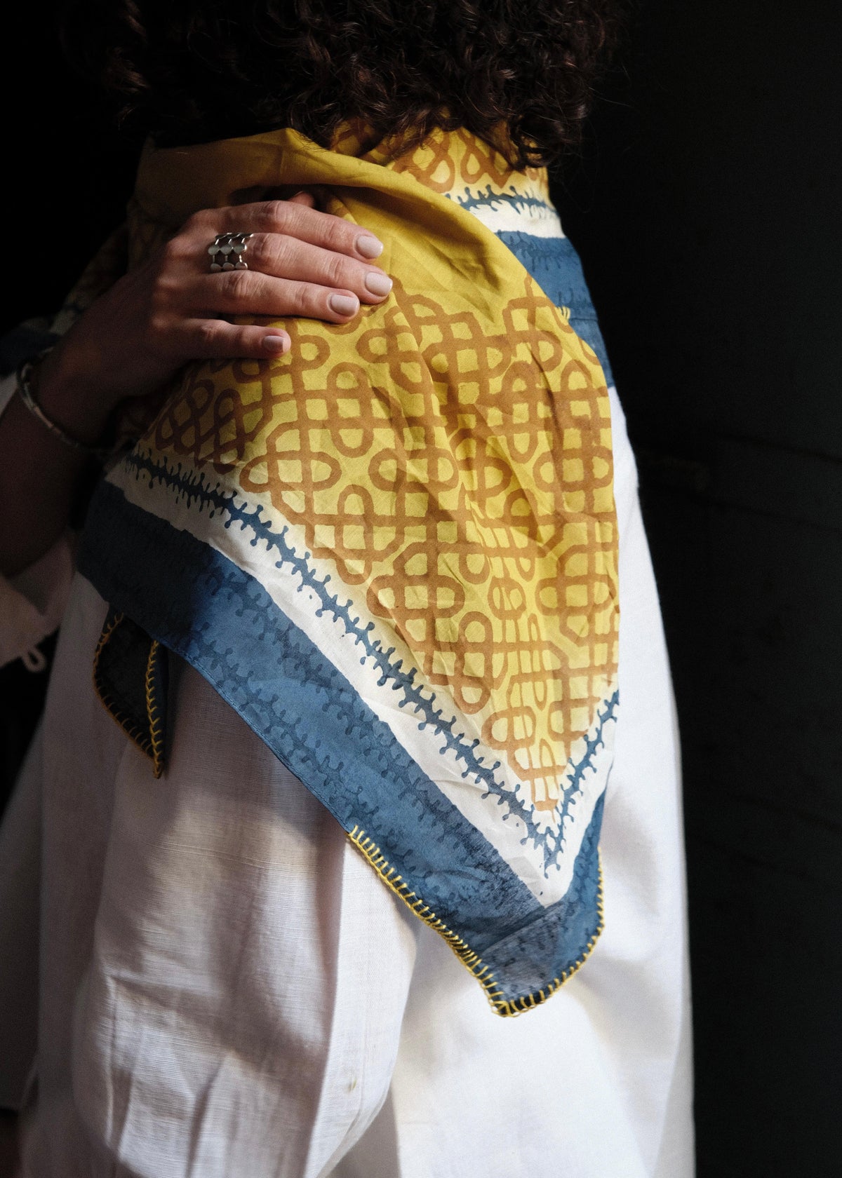 Golden Lattice Scarf