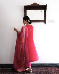 Red fuschia colour block kurta and salwar with lehriya organza dupatta