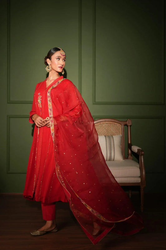 Red overlap kurta set with peacock motifs - Sohni