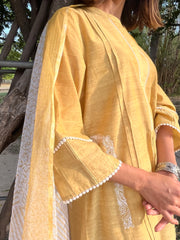 Flax yellow mangalgiri embroidered kurta with block kota dupatta