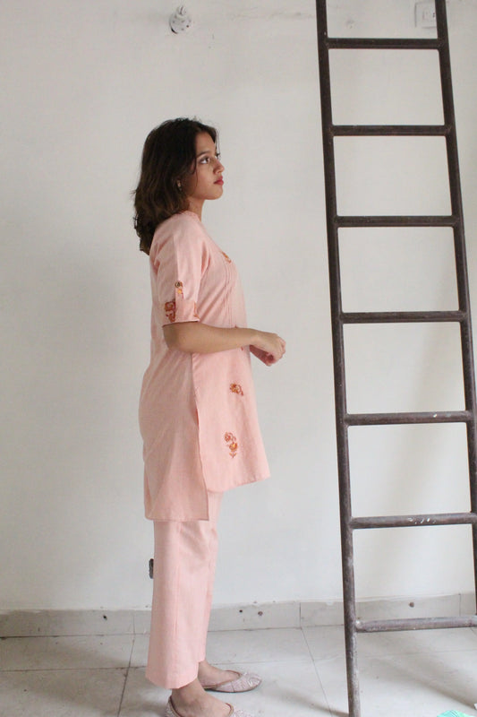 Peach pink co-ord set with appliqué - Sohni
