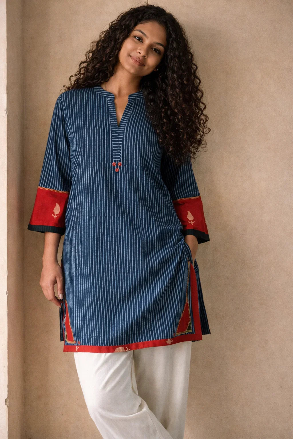 Indigo Akola Daabu Stripes Short Kurta