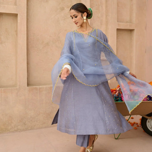 Blue grey tissue chanderi kurta set with dragon fly embroidery - Sohni