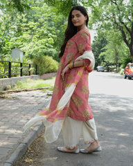 Coral pink boota jaal muslin honeycomb smocked kurta, dobby salwar and lehriya dupatta - Sohni