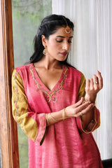 Coral pink striped tissue chanderi kurta set with deer motif embroidery - Sohni