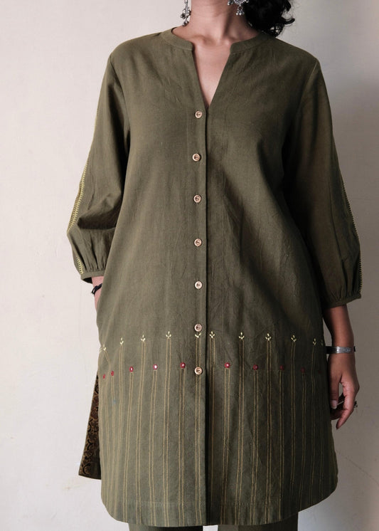 Mehndi green Bhuj cotton co ord set with stitch lines - Sohni