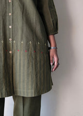 Mehndi green Bhuj cotton co ord set with stitch lines - Sohni