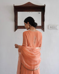 Peach gota patti kurta pants set with organza dupatta - Sohni