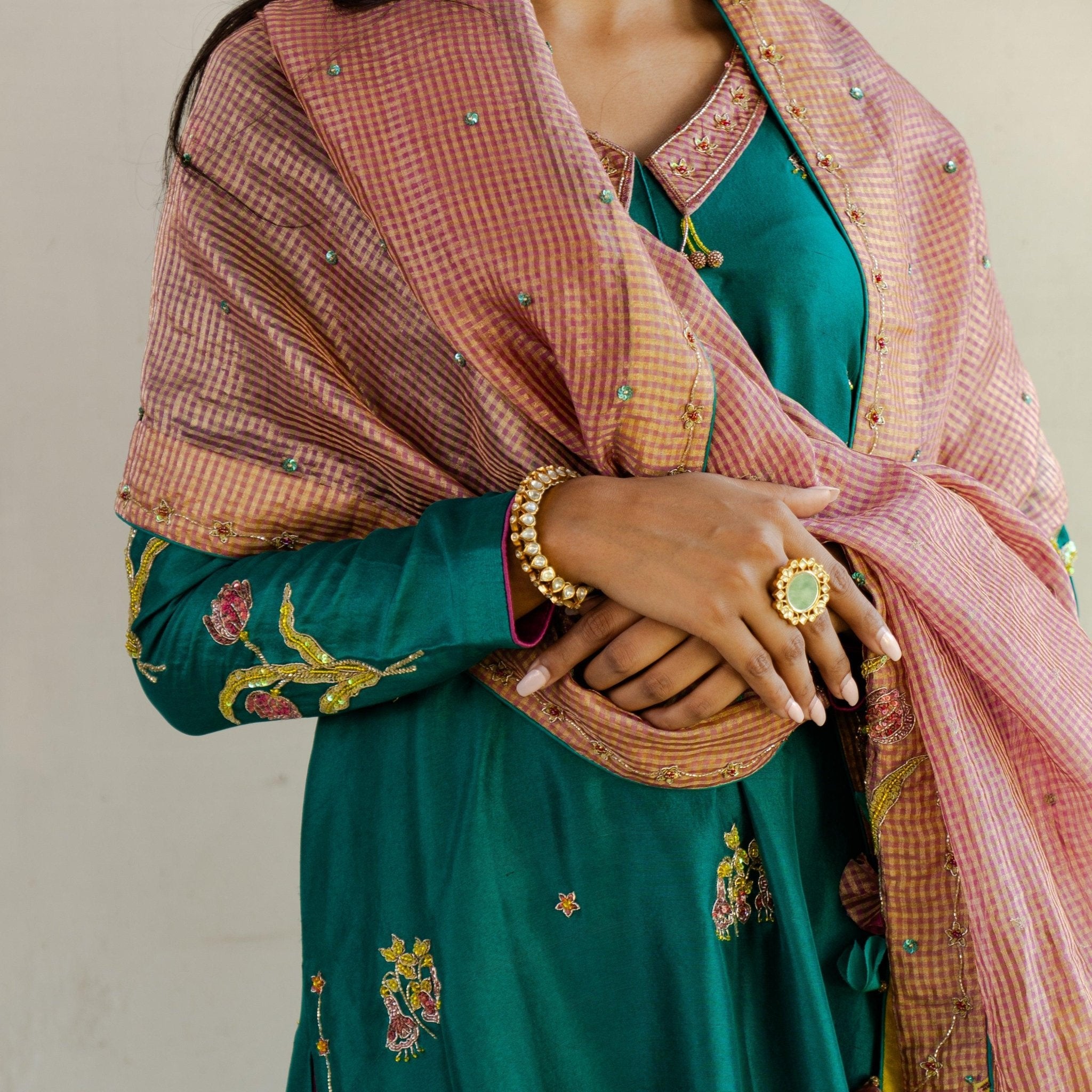 Peacock green silk kurta and pants with dusty rose check tissue dupatta - Sohni