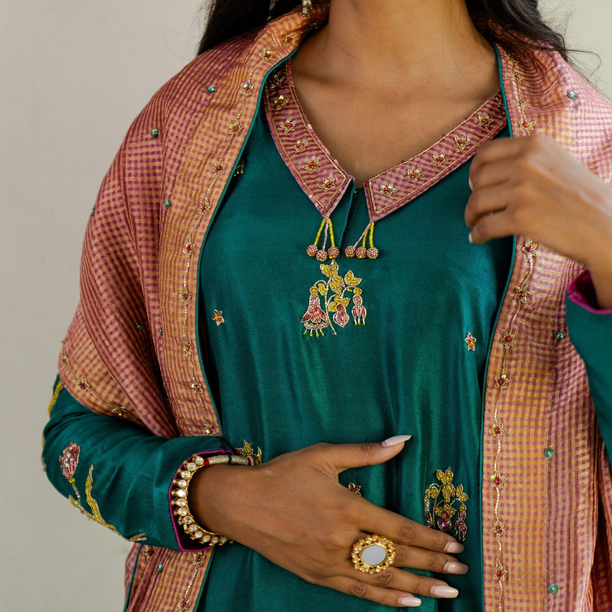 Peacock green silk kurta and pants with dusty rose check tissue dupatta - Sohni
