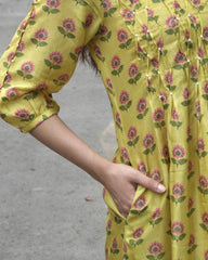 Yellow booti jaal muslin honeycomb smocked kurta, dobby salwar and lehriya dupatta - Sohni