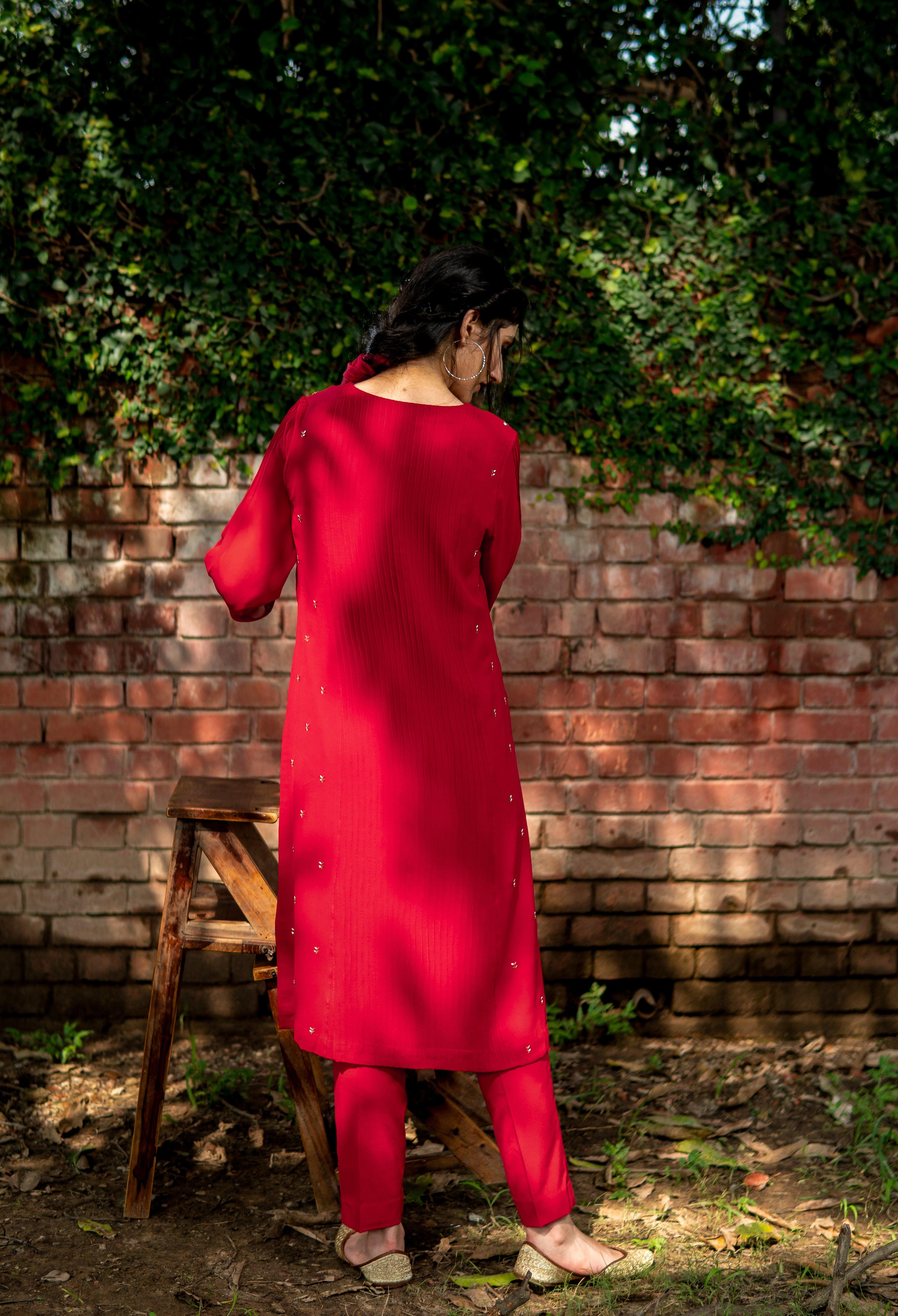 Carmine red hand embroidered georgette kurta with pants and dupatta - Sohni