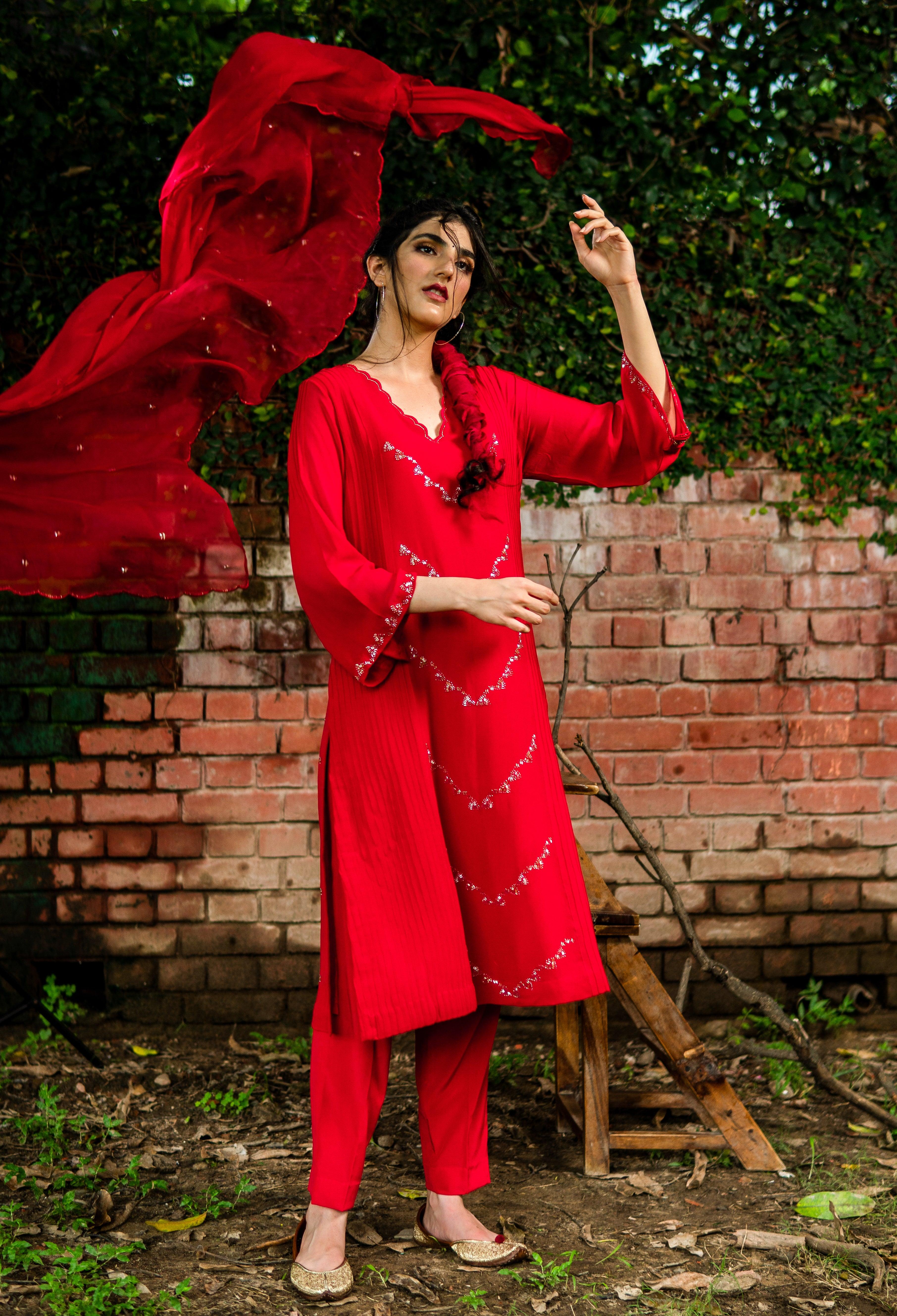 Carmine red hand embroidered georgette kurta with pants and dupatta - Sohni