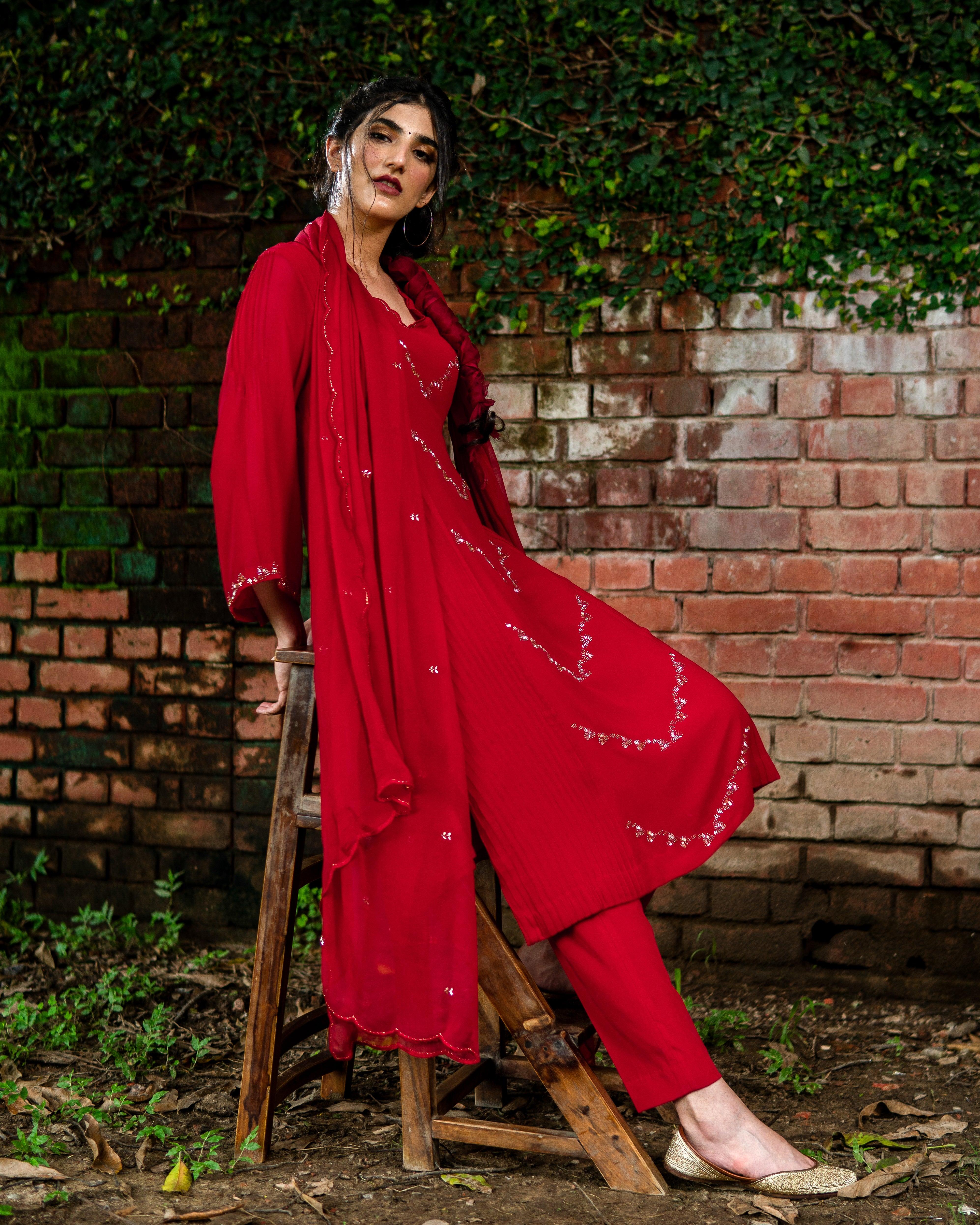 Carmine red hand embroidered georgette kurta with pants and dupatta - Sohni