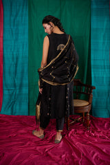 Black peacock motif chanderi kurta and salwar with chanderi zari booti dupatta - Sohni