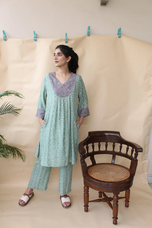 Sage green and grey overlap yoke daabu print kurta and pants set - Sohni