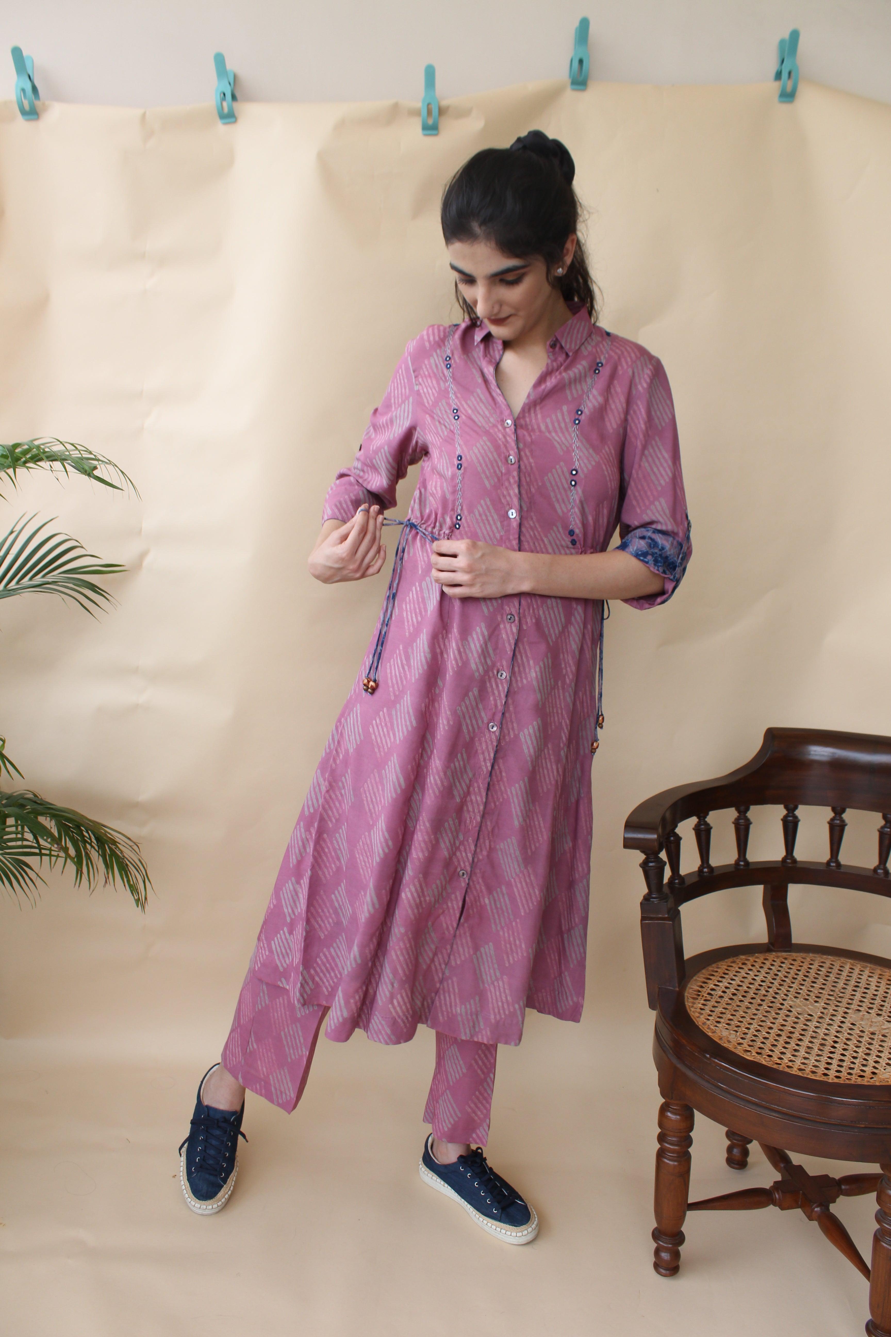 Dusty pink and indigo daabu print kurta and pants set - Sohni