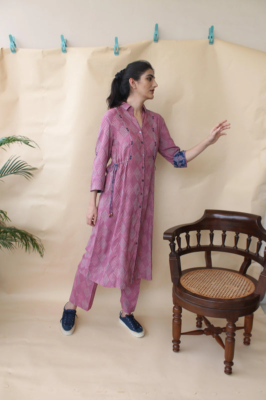 Dusty pink and indigo daabu print kurta and pants set - Sohni