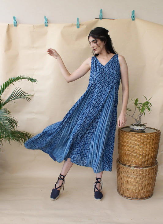 Indigo daabu print pleated midi dress with mukaish - Sohni