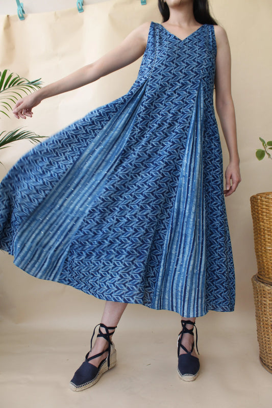 Indigo daabu print pleated midi dress with mukaish - Sohni