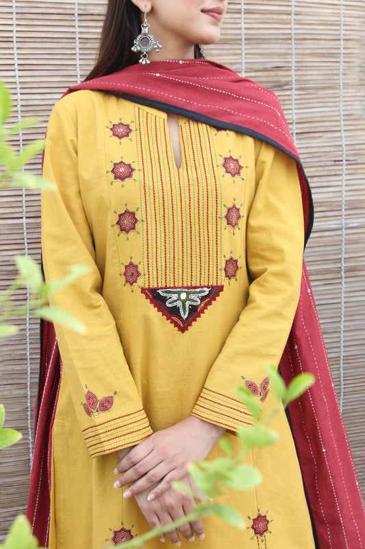 Yellow khadi kurta and pants set with Kutch embroidery and print appliqué - Sohni