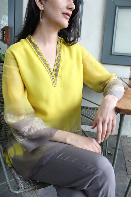 Silk organza shibori kurta with pants set - Sohni