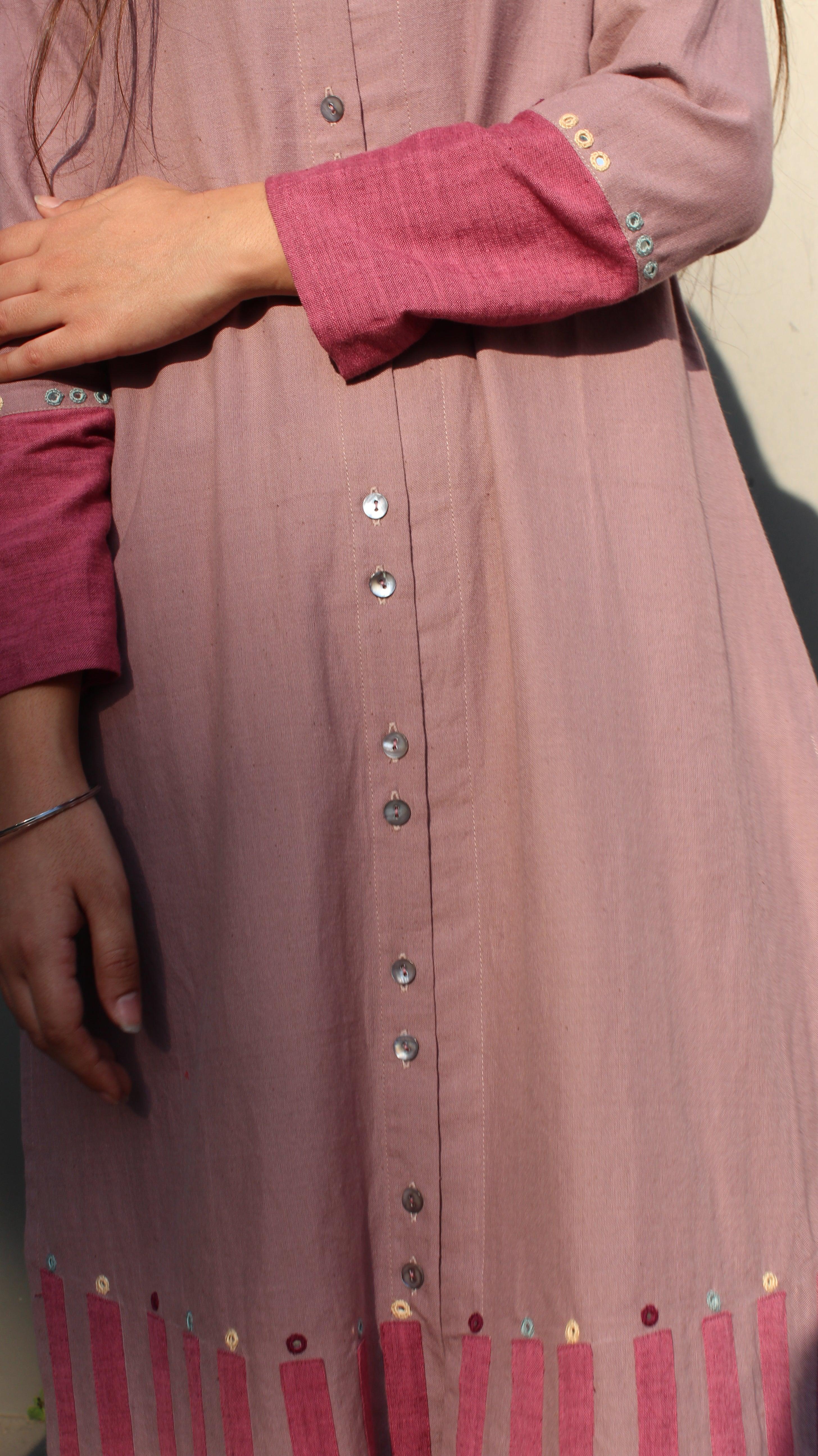 Dusty Lavender applique and mirror detail handloom kurta and pants set - Sohni