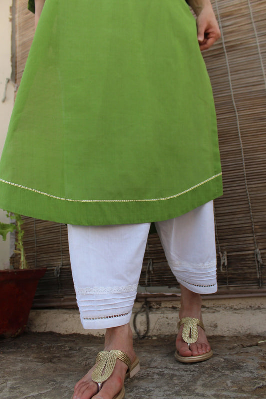 Green mangalgiri cotton kurta with organza and dori flowers embroidery - Sohni
