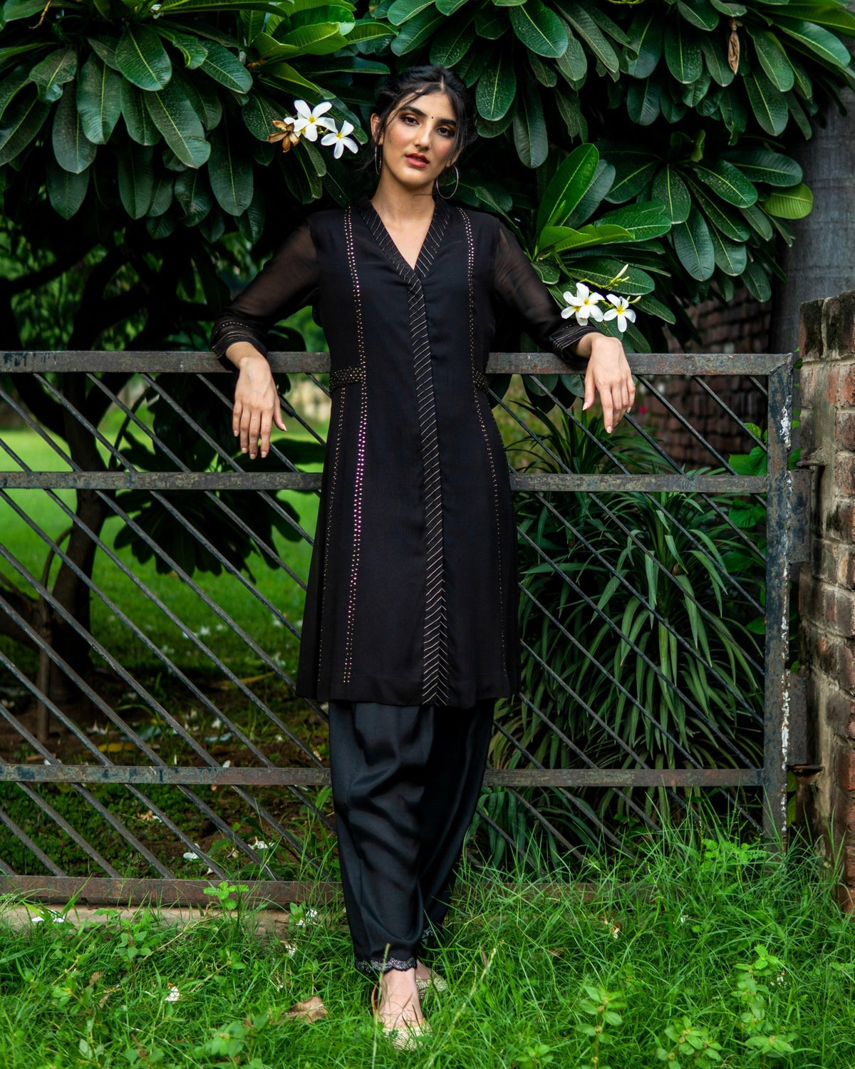 Black Kurti – Bahaar Fashions