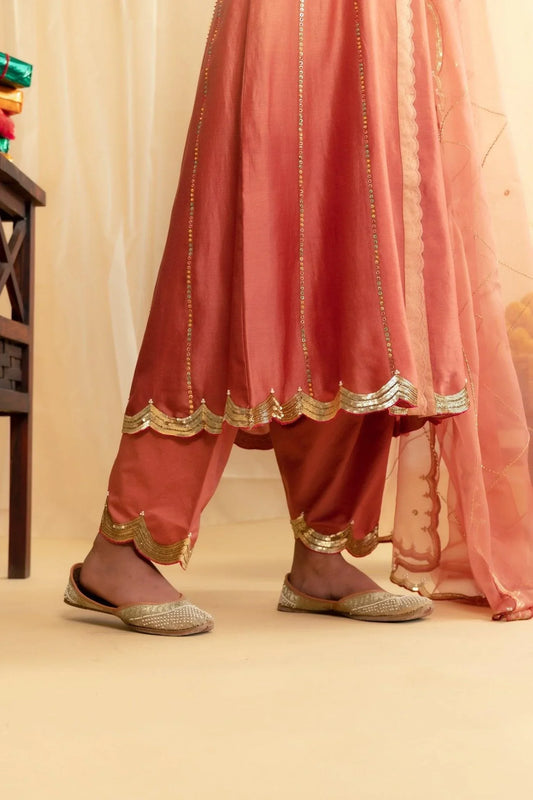 Dusty coral scallops embroidery chanderi kurta, salwar with organza dupatta - Sohni
