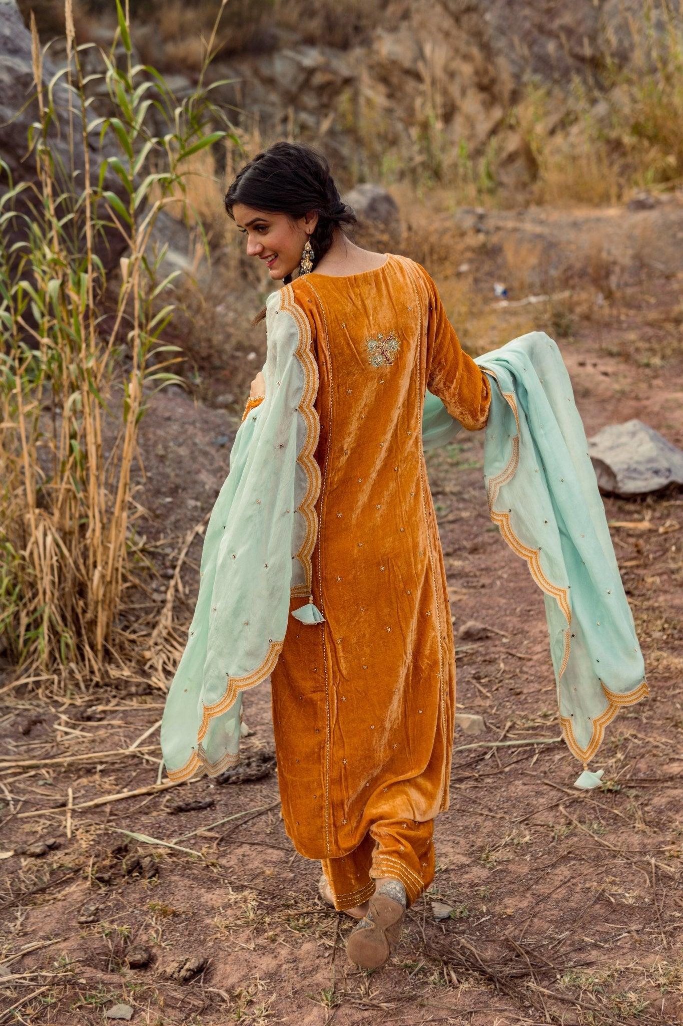 Ochre velvet embroidered kurta and salwar with silk dupatta - Sohni