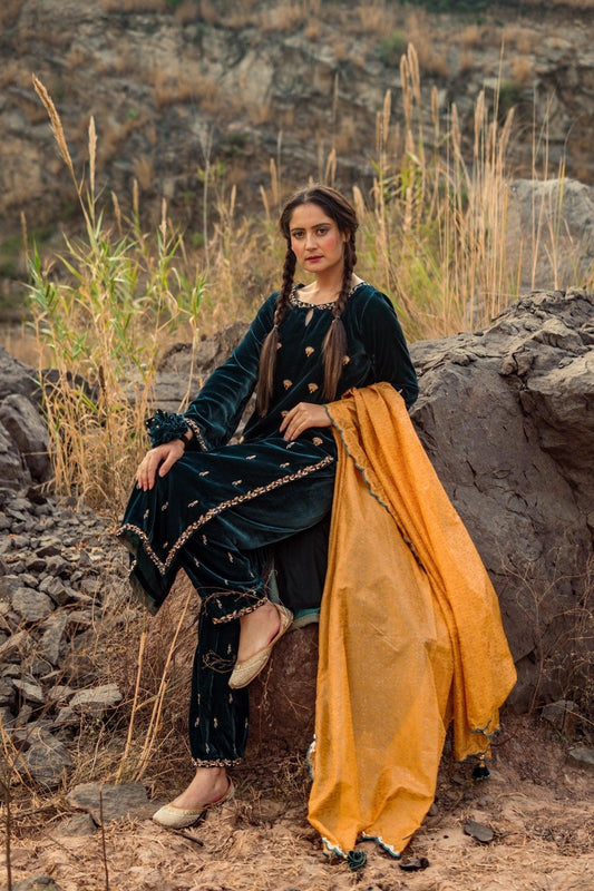 Teal velvet embroidered kurta and salwar with silk dupatta - Sohni